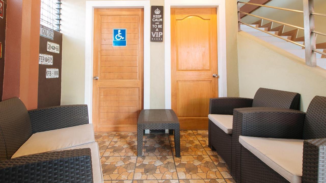 Reddoorz Plus Near Lapasan Plaza Cagayan De Oro Cagayan de Oro Exterior foto