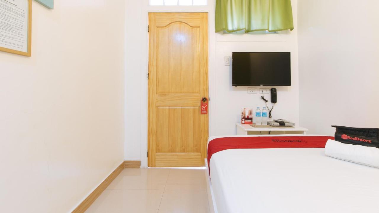 Reddoorz Plus Near Lapasan Plaza Cagayan De Oro Cagayan de Oro Exterior foto