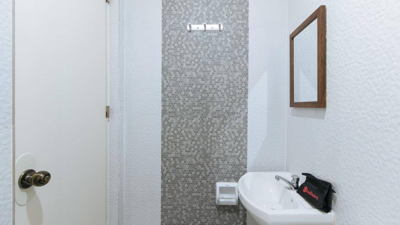 Reddoorz Plus Near Lapasan Plaza Cagayan De Oro Cagayan de Oro Exterior foto