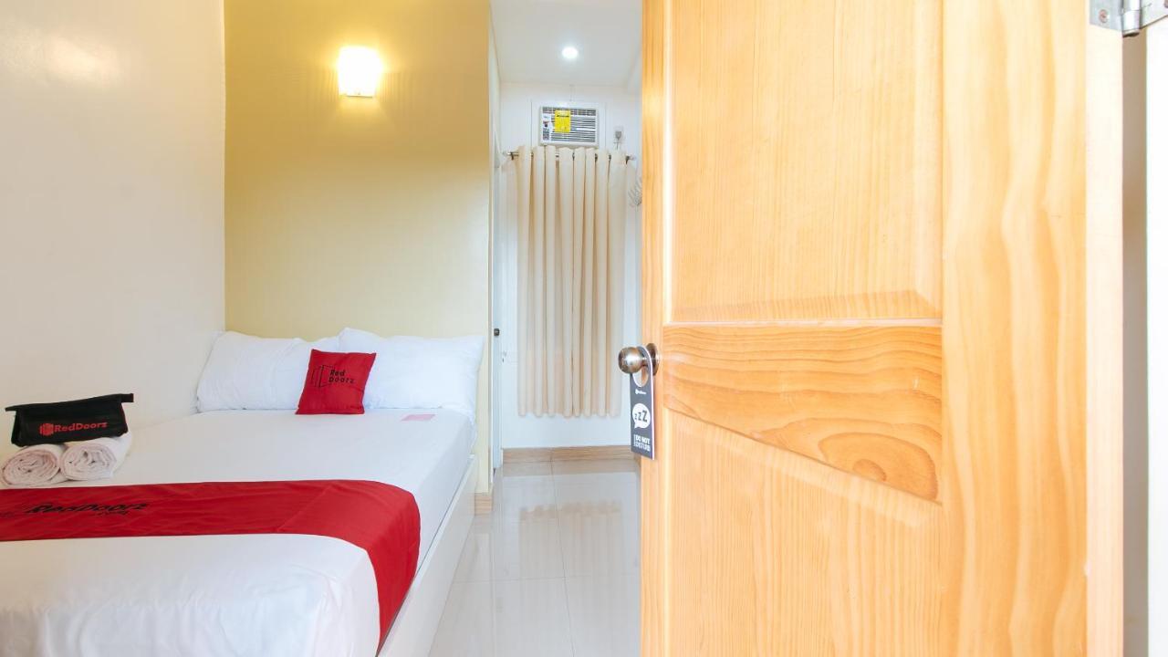 Reddoorz Plus Near Lapasan Plaza Cagayan De Oro Cagayan de Oro Exterior foto